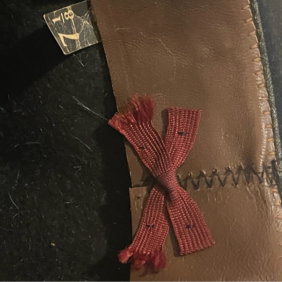 Handmade Amish Hat - Picture 5 of 7